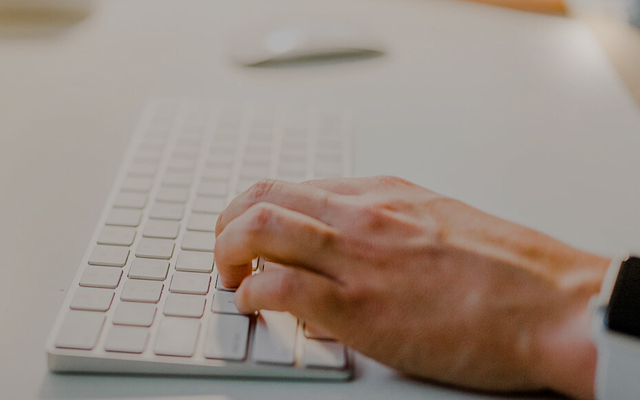 聯系我(wo)們banner